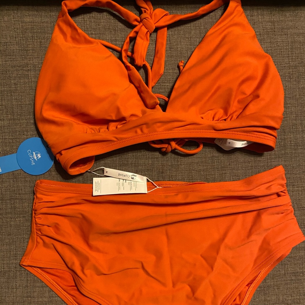 Cupshe two piece, bathing suit.